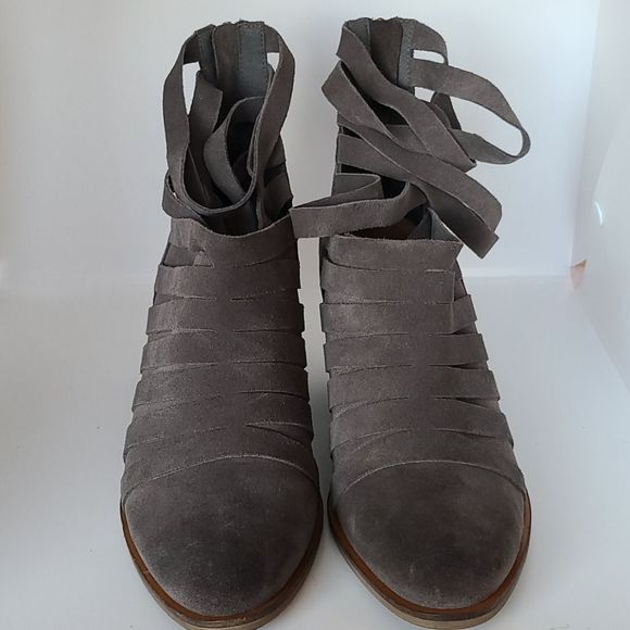 Suede strappy boot - Picture 2 of 7